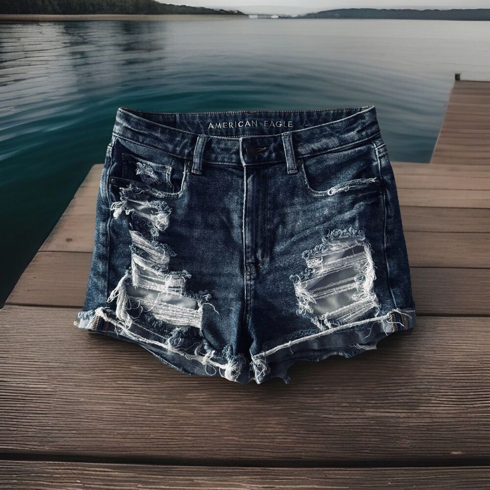 American Eagle Mom Shorts 6 (W28) Blue Distressed Holes Cuffed Denim Womens